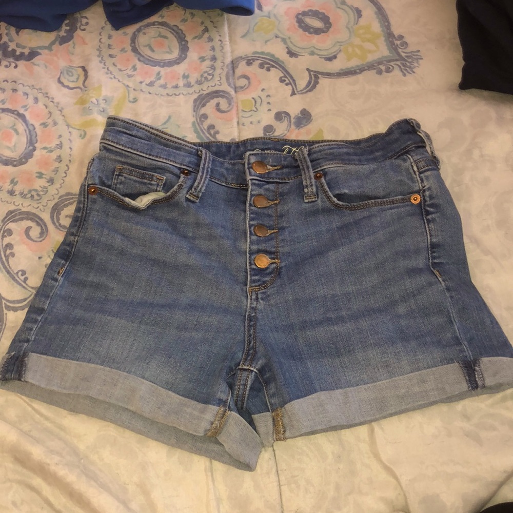 women’s shorts